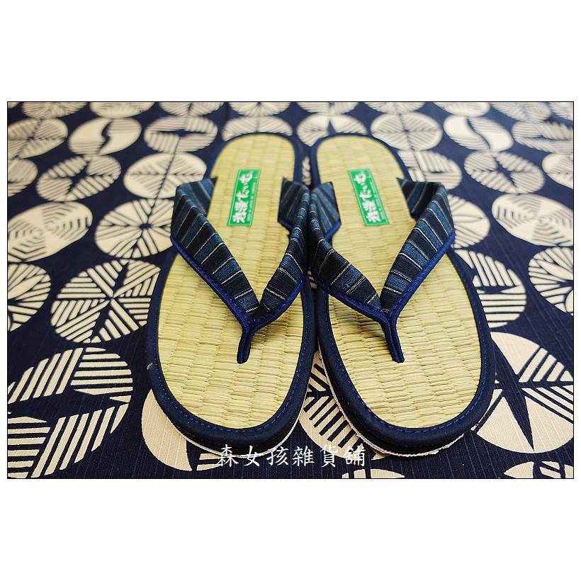森女孩雜貨舖~日本製和風草蓆底厚底夾腳拖鞋藍色條紋