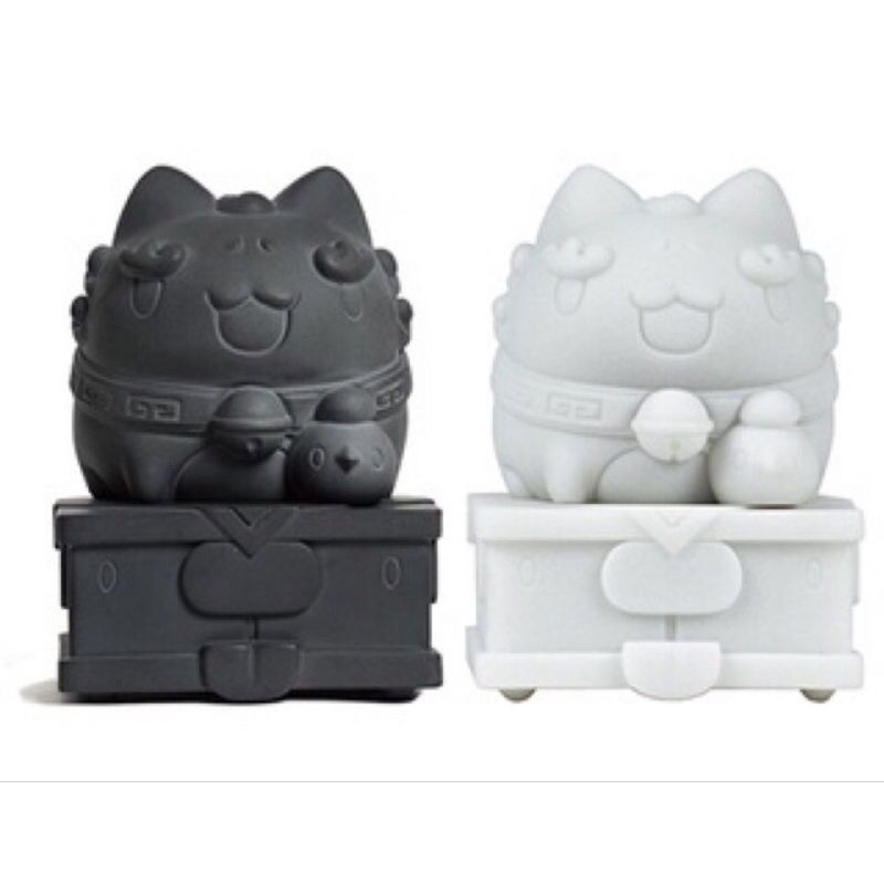 玩具展限量貓貓蟲咖波黑色石獅子雕像
