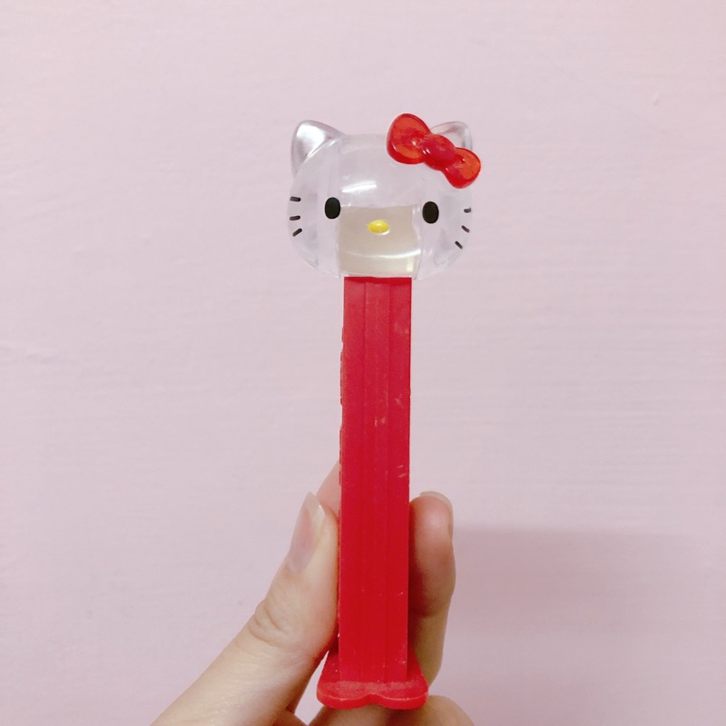 A0125 紅色❤️ 凱蒂貓 Hello kitty PEZ 皮禮士 貝思 糖果盒
