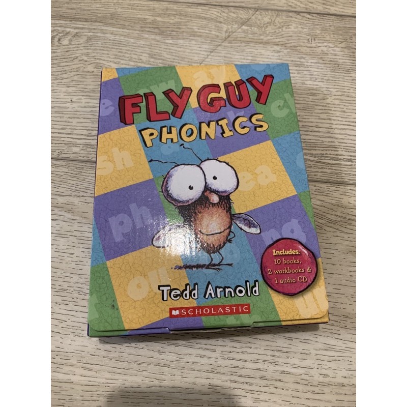 Fly Guy Phonics Boxed Set (10平裝+2習作本+1CD)(正版)