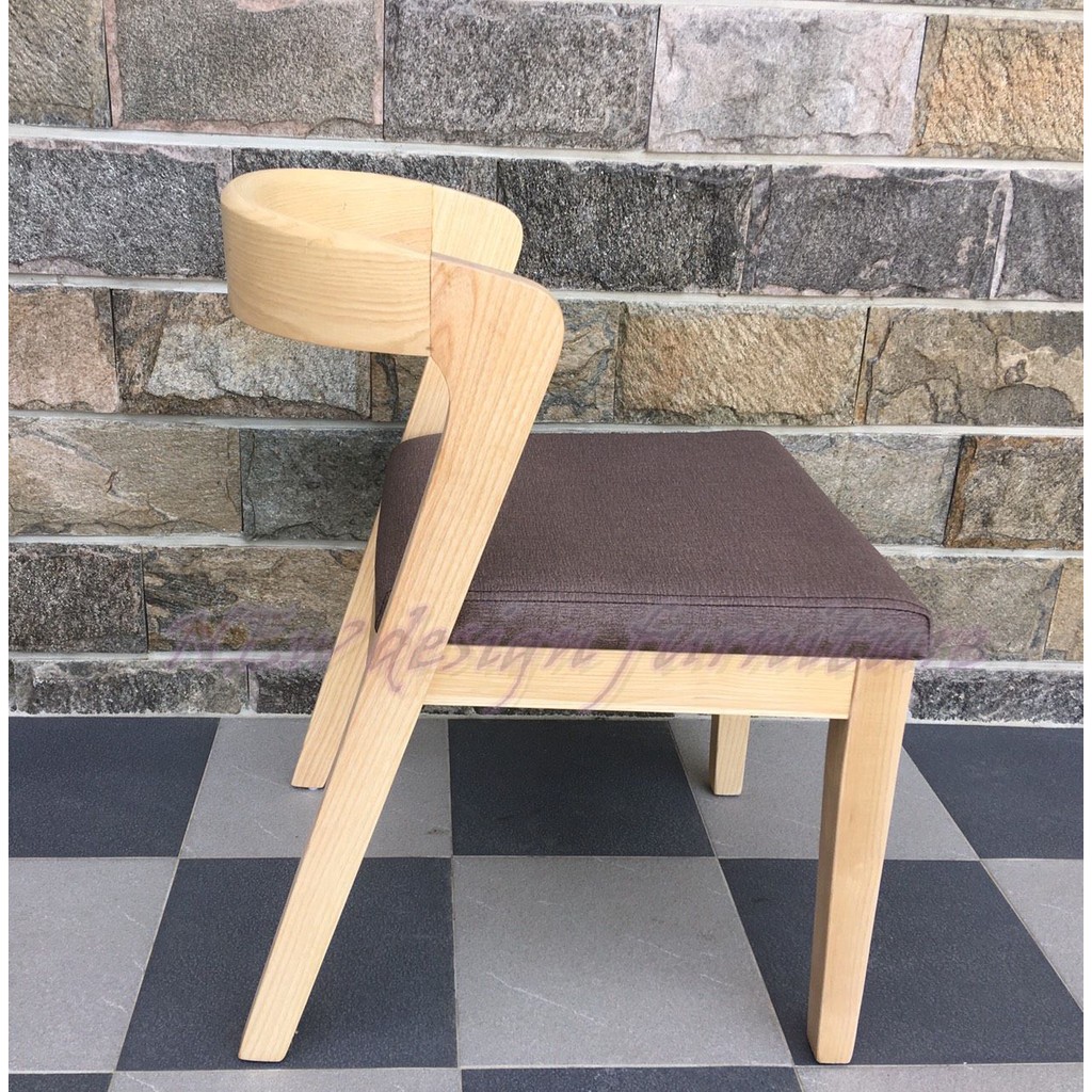 水曲流全實木原木色布墊餐椅/咖啡廳椅/候客椅(可加價換皮墊)