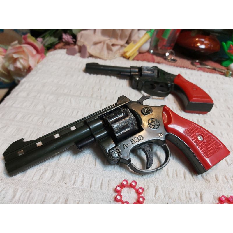 正早期老台灣製收藏 REVOLVER TOY 左輪火藥玩具手槍 懷舊絕版收藏 一次2把