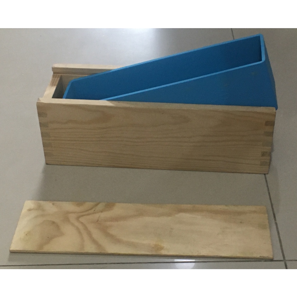 -二手-帶盒玫瑰紋土司皂模 手工皂模 矽膠模 木質滑蓋外盒