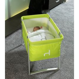 (二手，可議價)Babyhome西班牙嬰兒床&lt;綠色&gt;