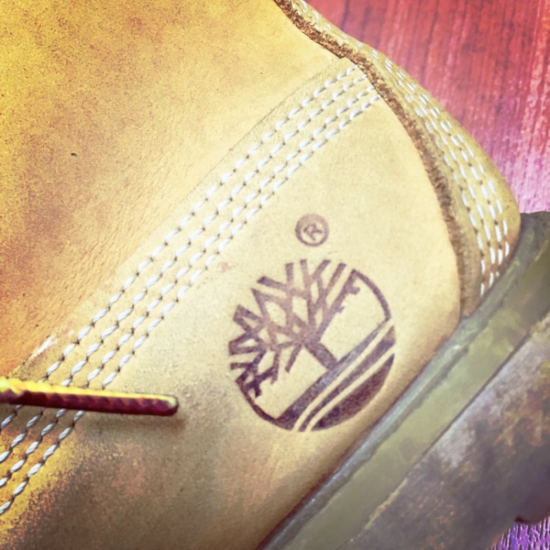 Timberland 經典黃靴