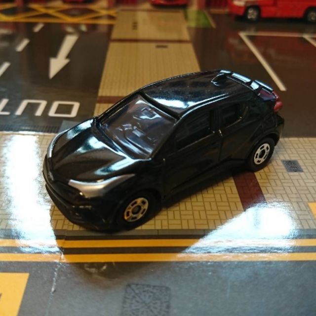 Tomica Toyota c-hr