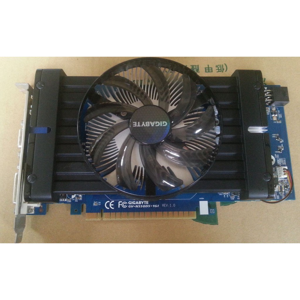 技嘉 GTX550TI 1GD5 顯示卡