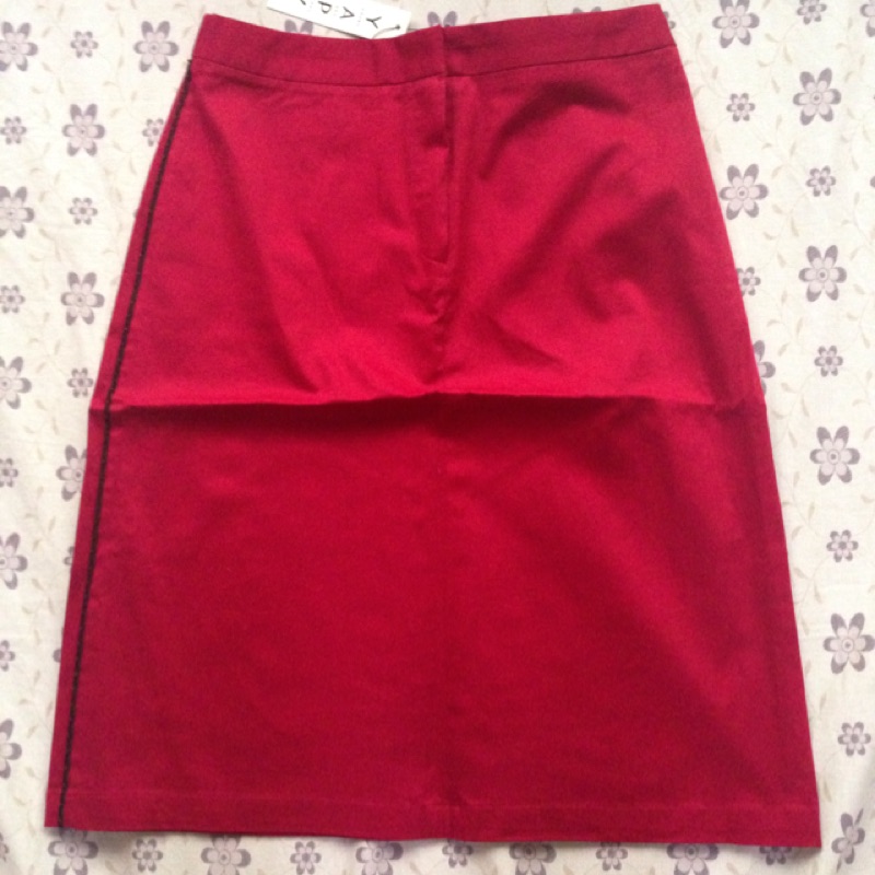 全新 8HAPPY 玫紅彈性短裙 S