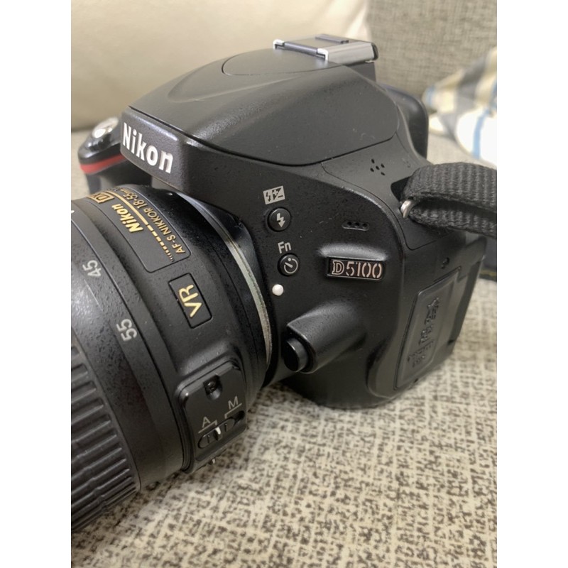 二手 Nikon D5100 螢幕可翻轉 單眼相機