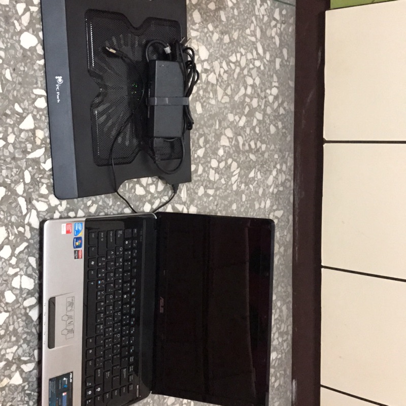 Asus A40J 筆電 不良品