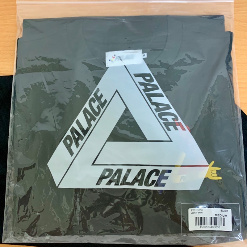 Palace jcdc 短t 尺寸M palace t-shit palace 短袖衣服