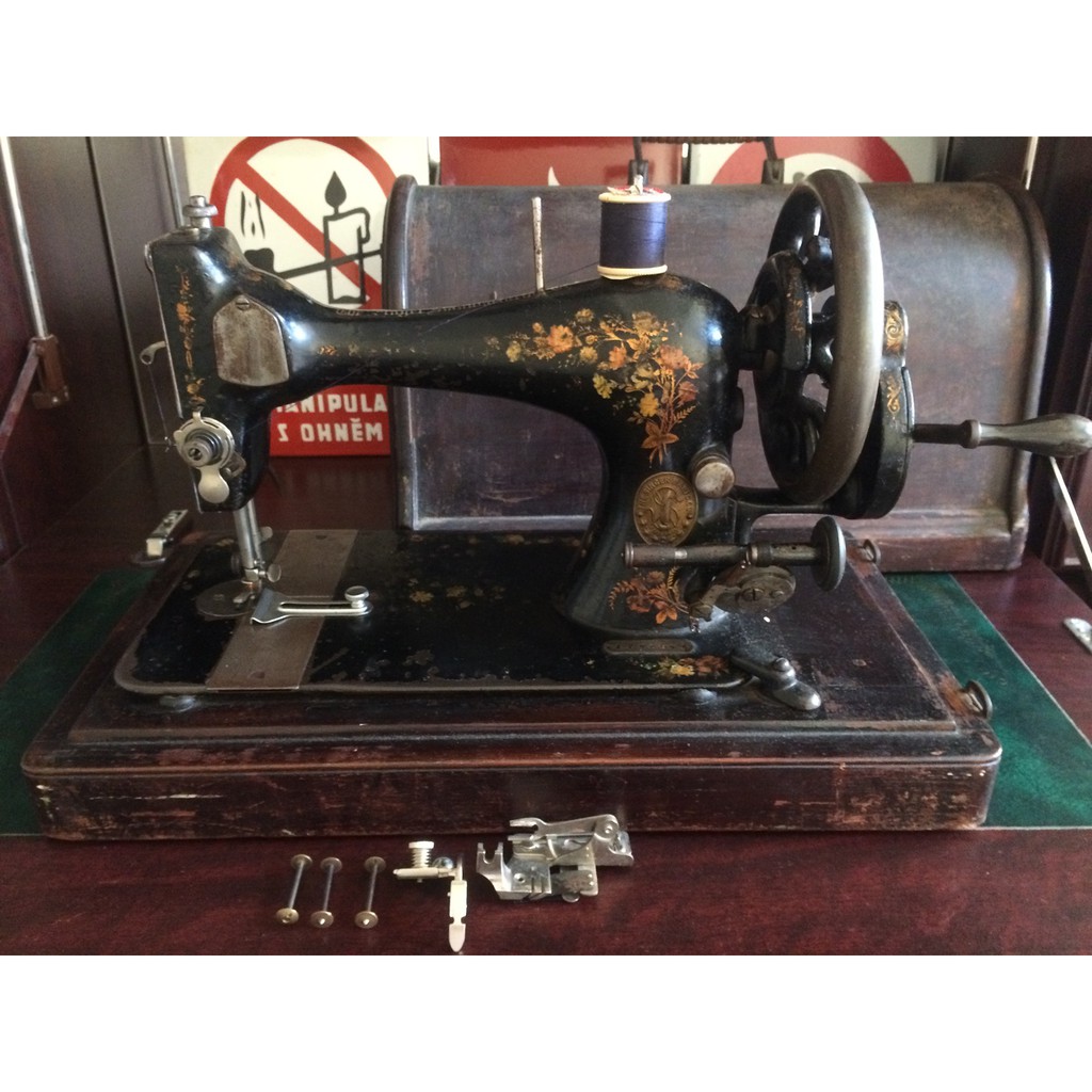1873年 古董 勝家 SINGER 手搖縫紉機 4140（已售，可預購）