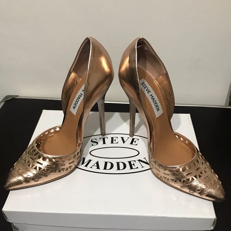 9.9成新 Steve Madden 超美玫瑰金雕花簍空高跟鞋