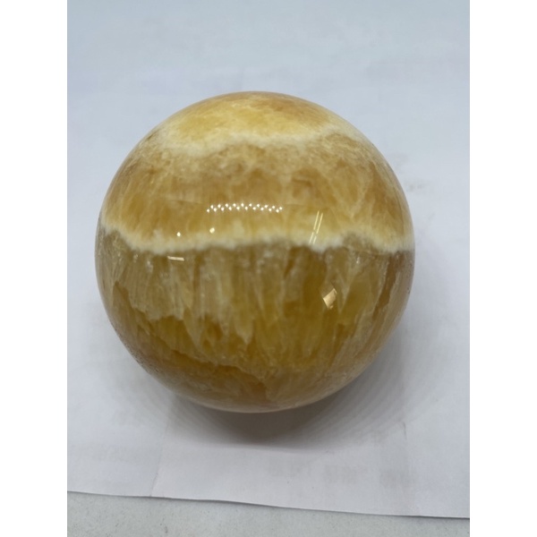 D5985天然原礦/色澤濃郁 金凍石 金田黃 球 擺件直徑62.3mm