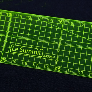 Le Summit 5cm X 30cm 螢光 方格尺 (34305F)