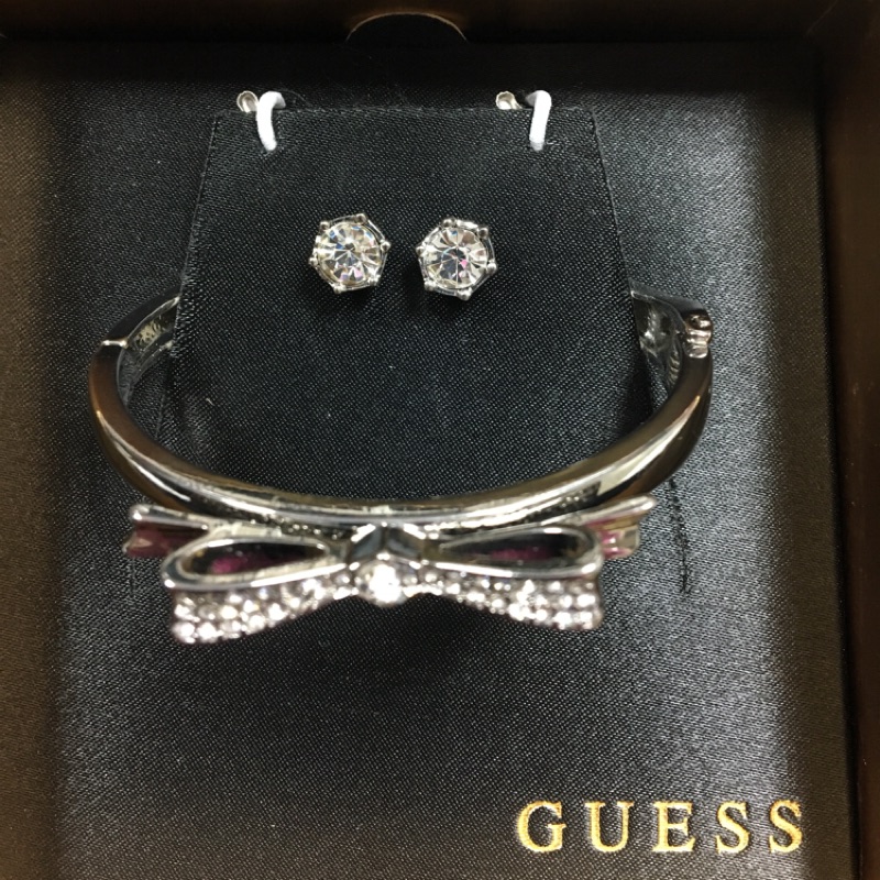 GUESS 情人節首選 禮盒 鑰匙圈 吊飾 耳環 手環 飾品