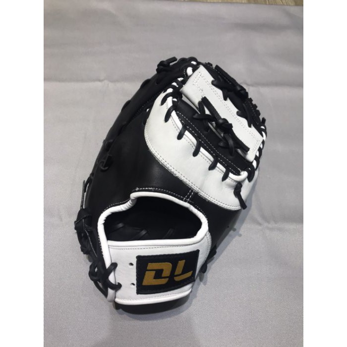 全新DL 一壘訂製款 棒壘球用手套 特價黑白配色