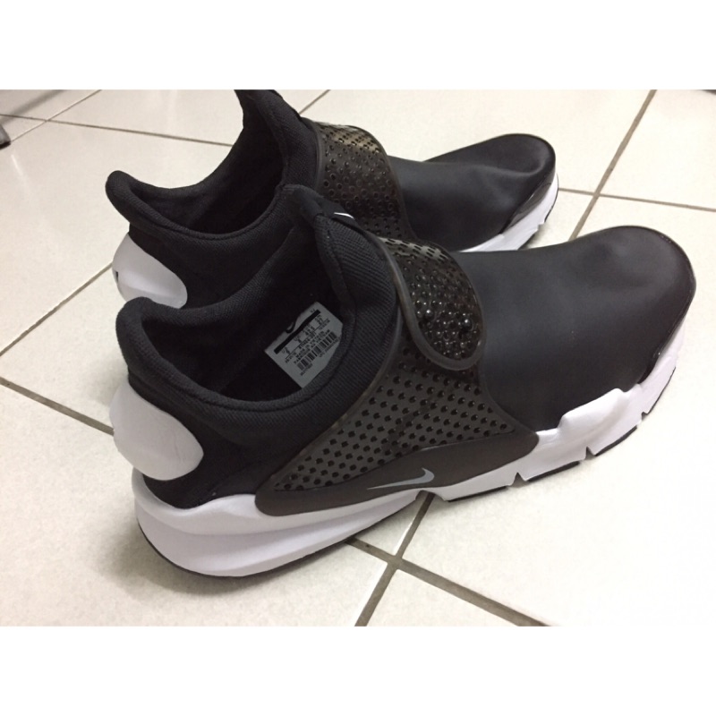 Sale sneaker NIKE SOCK DART SE 911404-001黑白 襪套 防水 輕便