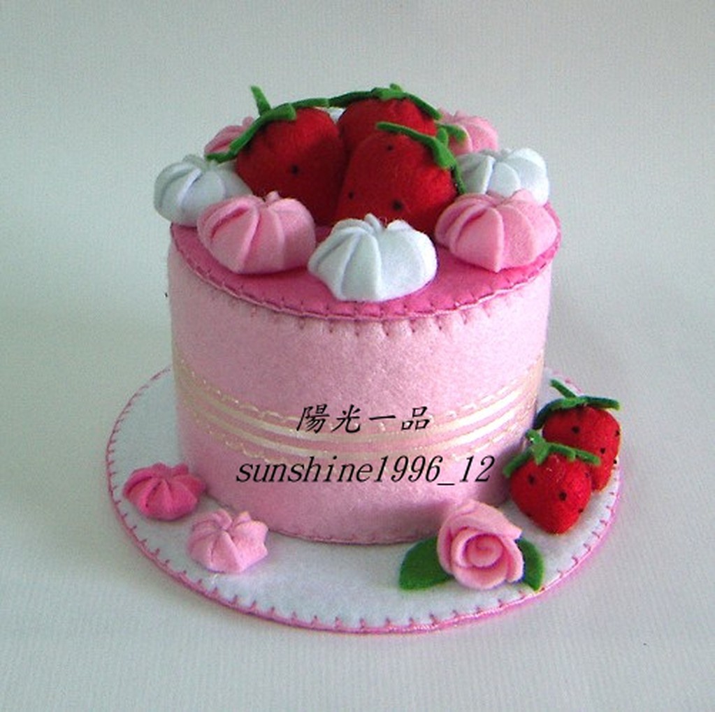 陽光一品~~ 純手工製作~不織布系列-奶油草莓蛋糕置物盒-(小 )~ 成品預購區