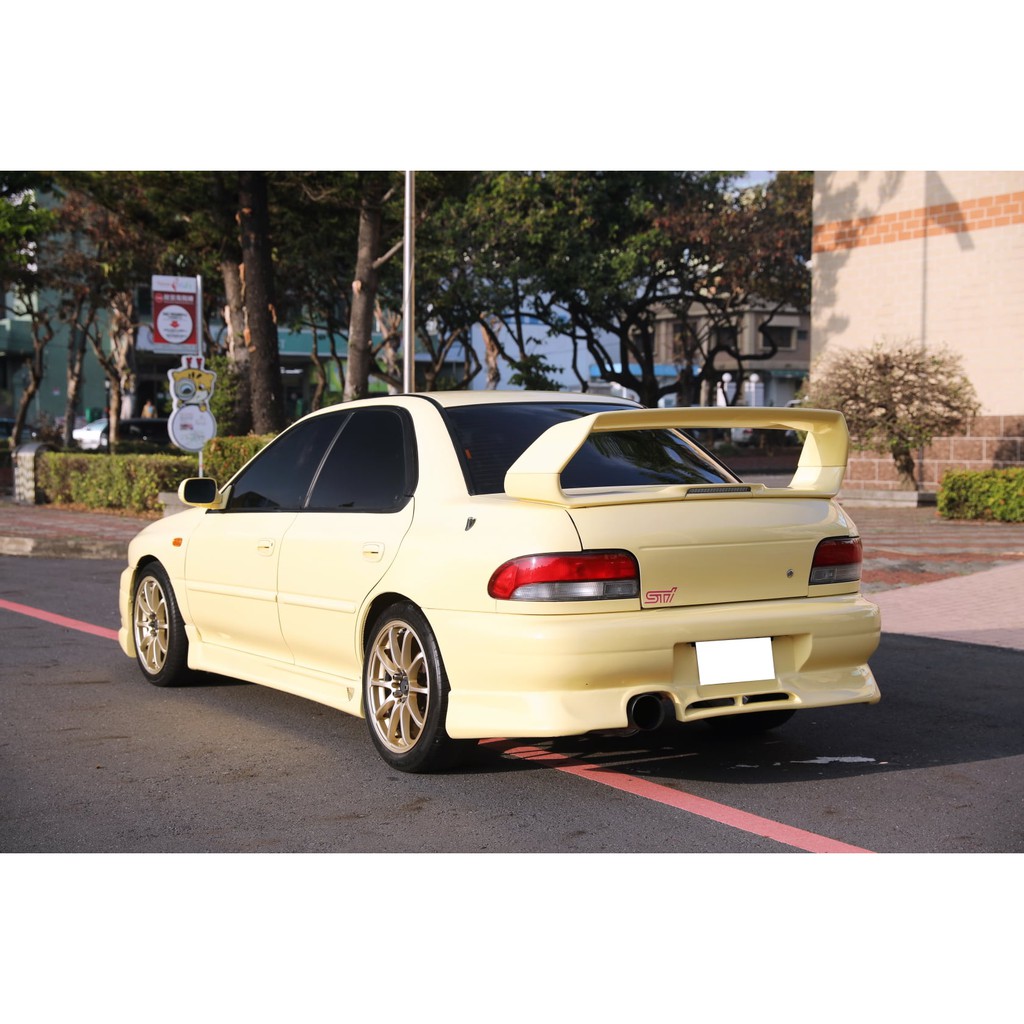 01年12月impreza Gc8 Sti 4wd 鵝黃色 蝦皮購物