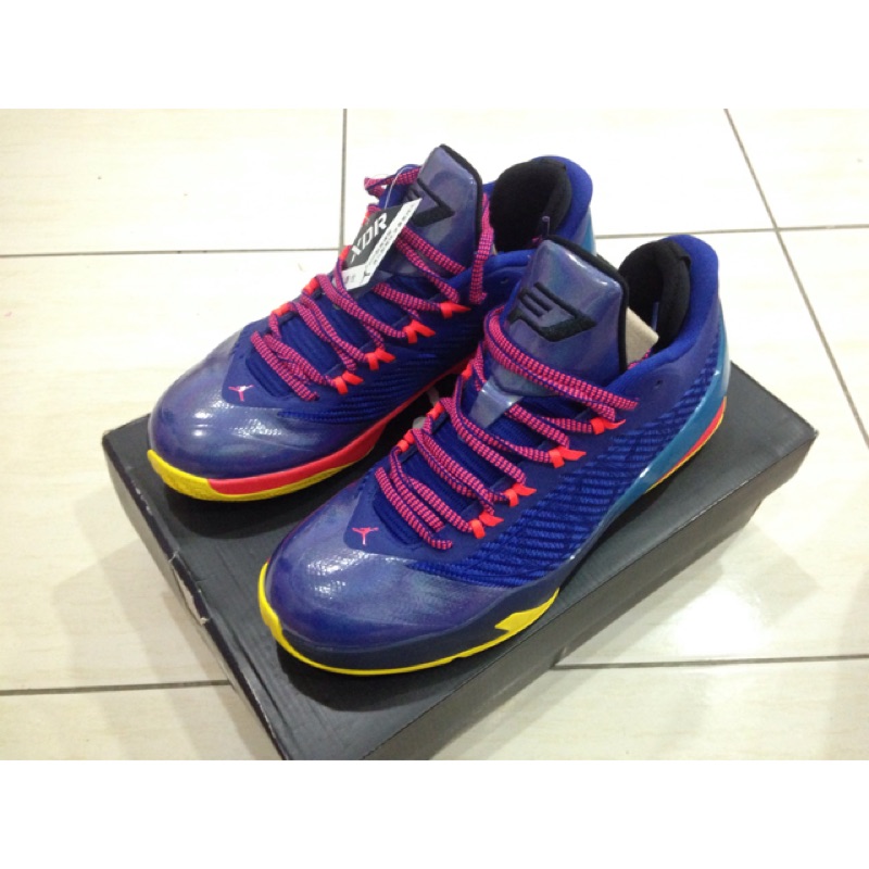 全新正品NIKE AIR JORDAN CP3. VIII XDR底 保羅8代 皇馬隊 漸層彩虹藍配色US:8號