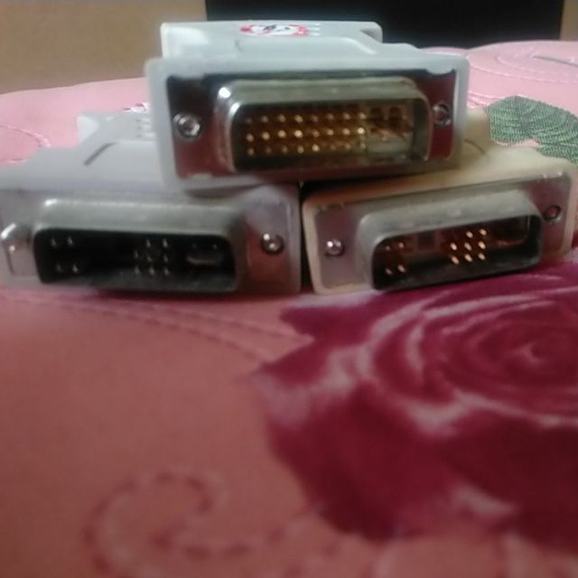 DVI TO VGA  DVI轉VGA