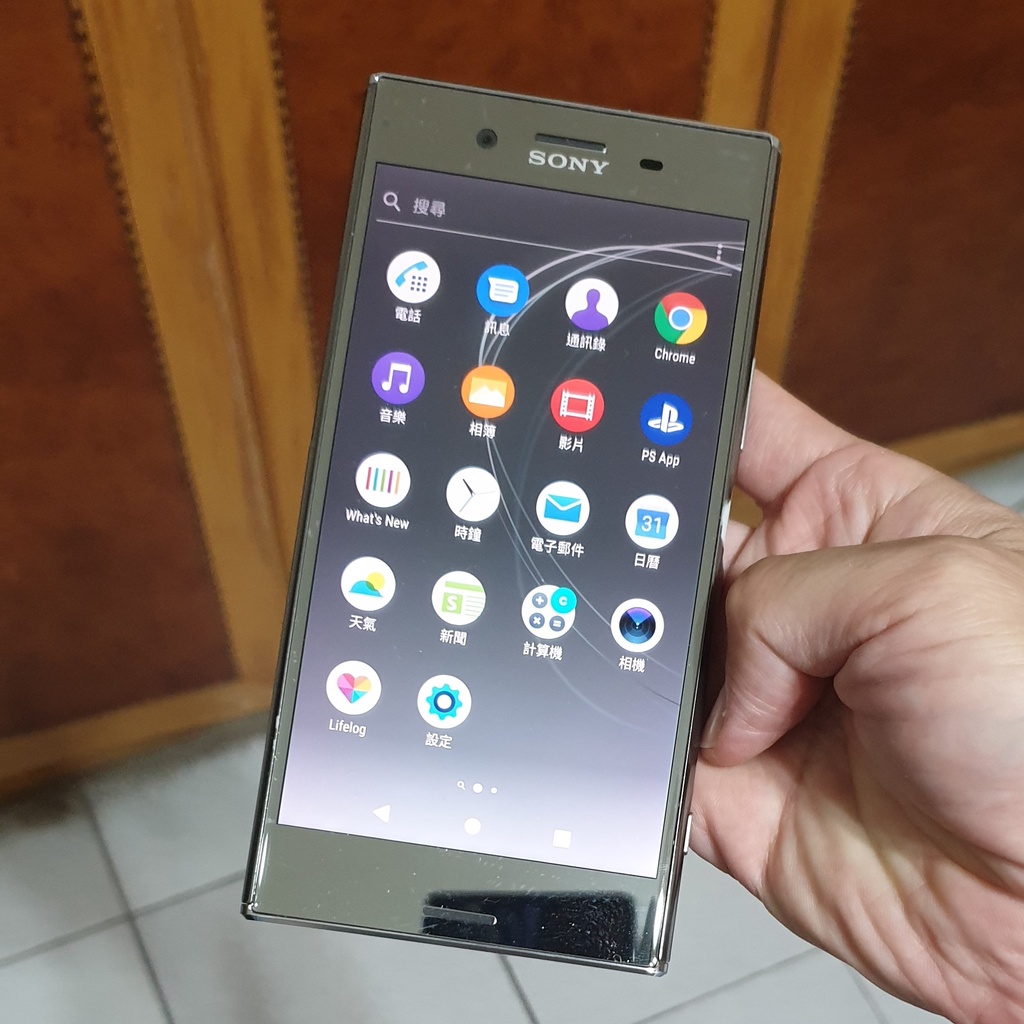 出清經典收藏  Sony Xperia  XZ Premium   台版 鏡銀色  G8142  外觀近全新