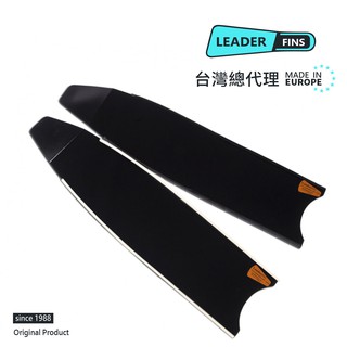 【Leaderfins】〈太空黑_基本款〉玻璃纖維蛙鞋板 - 台灣總代理