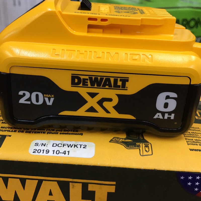 花電 美國新鮮貨  DEWALT 得偉 18V/ 20V DCB206  6.0A  鋰電池 帶電源顯示