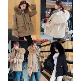 🐩款號:242-4052👠品名： 手袖釦外套👚顏色：米色，卡其色，綠色，黑色💙質料：風衣材質內鋪毛📐碼數： 均碼