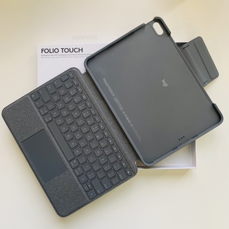 Logitech folio Touch IPad Pro 11寸鍵盤 (2021 可使用）*二手*