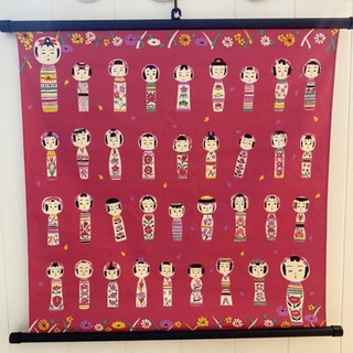 日本製🇯🇵kokeshi こけし傳統 日本娃娃 日式掛軸 掛布 和風 和雜貨 旅遊紀念品 桃色 收藏娃娃 現貨