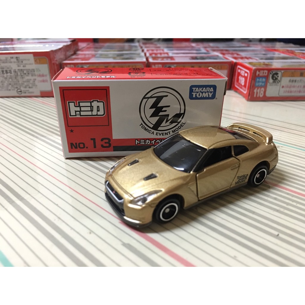 TOMICA  NO.13 會場車  GT-R