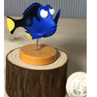 A#107 - 「櫻田門 」 迪士尼 海底總動員 多莉 模型 塑膠 擺飾品 裝飾品 實拍 不含木座