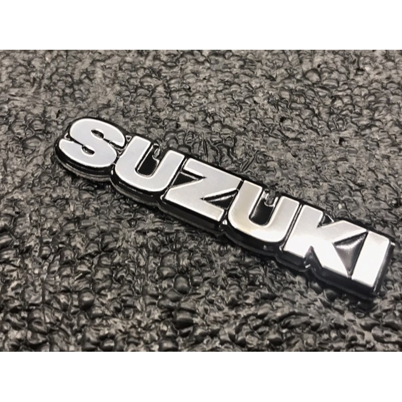 🔰 SUZUKI 鋁合金 5cm 防水 貼紙 LOGO 標誌 立體貼紙 造型 飾貼