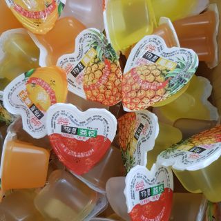 餅店~晶晶椰果蒟蒻果凍~一張訂單只能寄一箱。