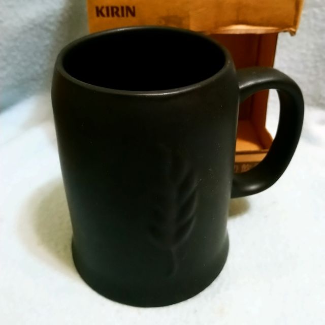 KIRIN 一番搾麥芽浮雕杯 黑色（ KIRIN 贈品 ）