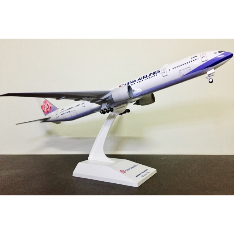 中華航空 B777-300ER 官方正品 BOEING (B18001) 1:200 模型飛機