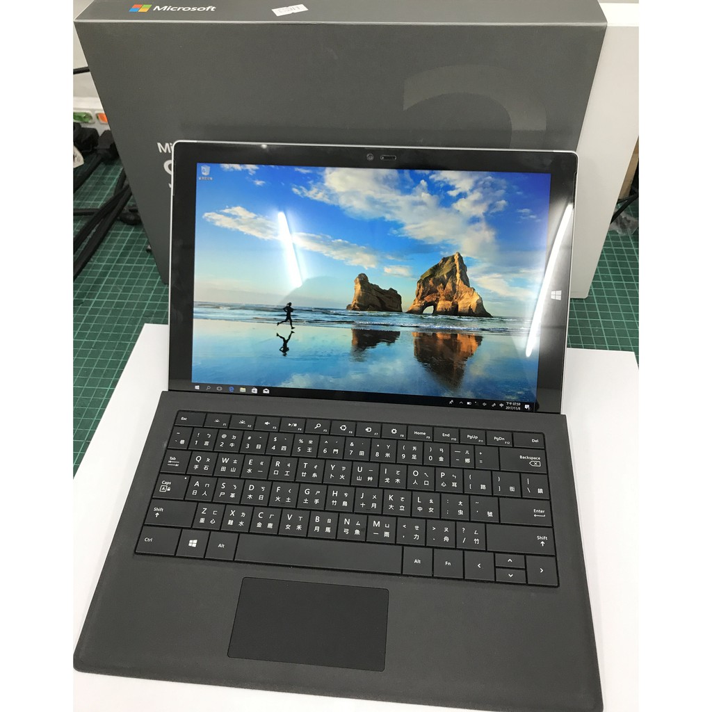 微軟 Surface Pro 3 i5 128G 附鍵盤 手寫筆 機身約九成新 只限台中面交交易