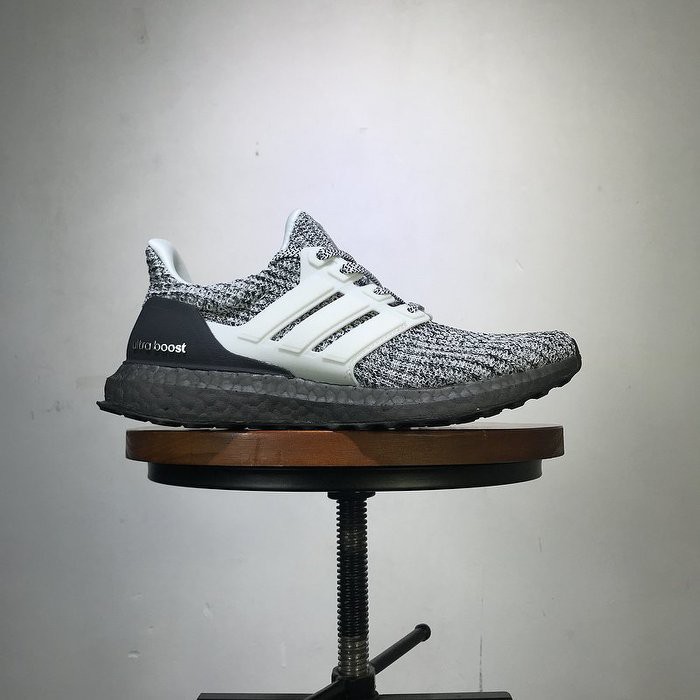 Adidas Ultra Boost x GOT 4.0 Game Of Thrones Targaryen