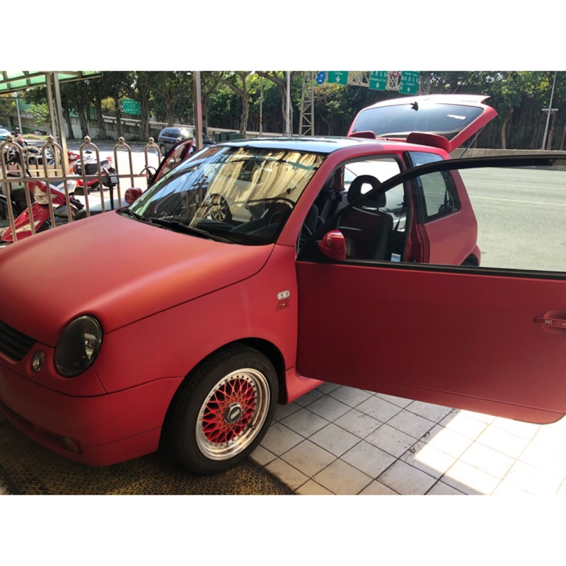 自售05年末代福斯lupo女用代步時尚紅色都會安全小車
