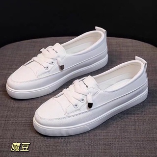 臺灣現貨免綁帶小白鞋女平底休閒鞋懶人鞋平底小白鞋