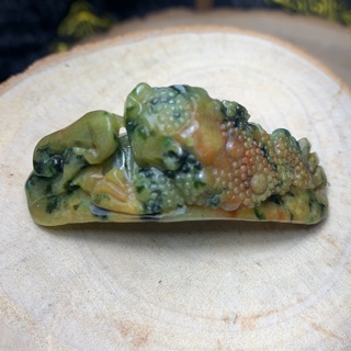天然緬甸A貨老三彩三角蟾蜍手牌