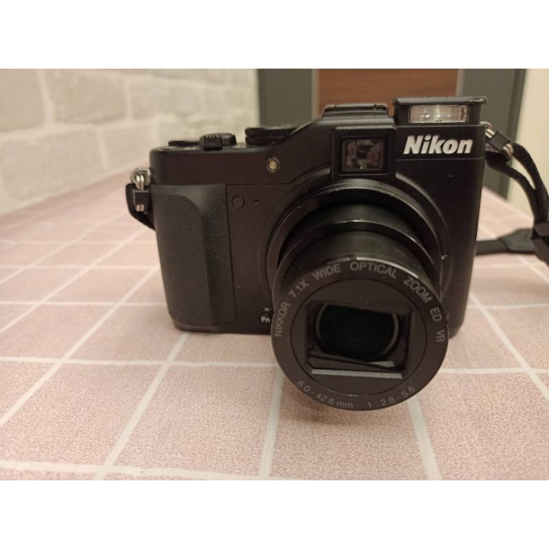 Nikon COOLPIX P7000 數位相機(原廠公司貨）9.9成新