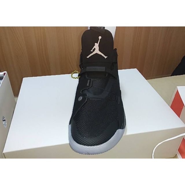 aj33 blackout