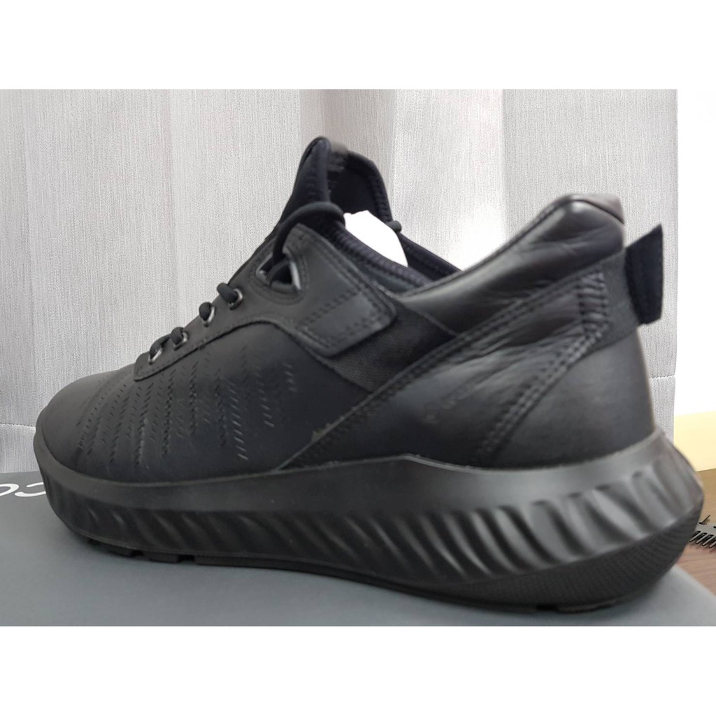 超夯二手90%新ECCO ST.1 LITE M 皮革防水運動休閒鞋EU43 | 蝦皮購物