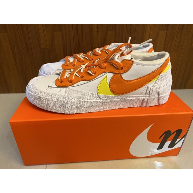 【S.M.P】Sacai x Nike Blazer Low MagmaOrange 白橙 白橘 DD1877-100
