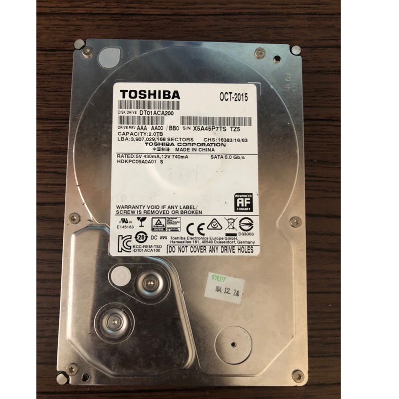 TOSHIBA 3.5吋 SATA2 2TB 2T 使用時間17小時