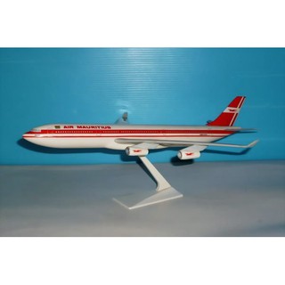 珍上飛— 模型飛機 : A340-300 (1:200) 模裡西斯(編號:A340A10)