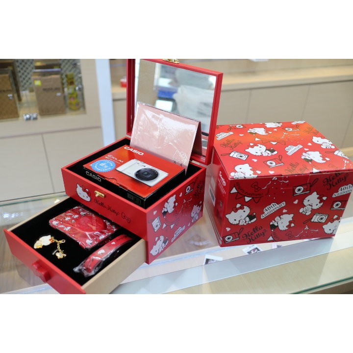 降價！CASIO 卡西歐 ZR1500 Hello Kitty 凱蒂貓 40th 週年限量聯名 化妝盒 飾品盒 禮盒 吊飾